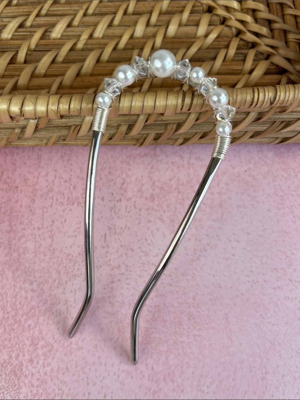 Pearl & Crystal Silver-Tone swerve Lila Rose